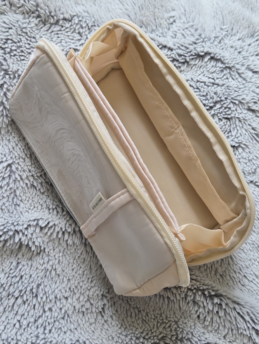 Sleek Compact Travel Pouch Cream with Zipper Multi Pocket Vacation Accessory Bag